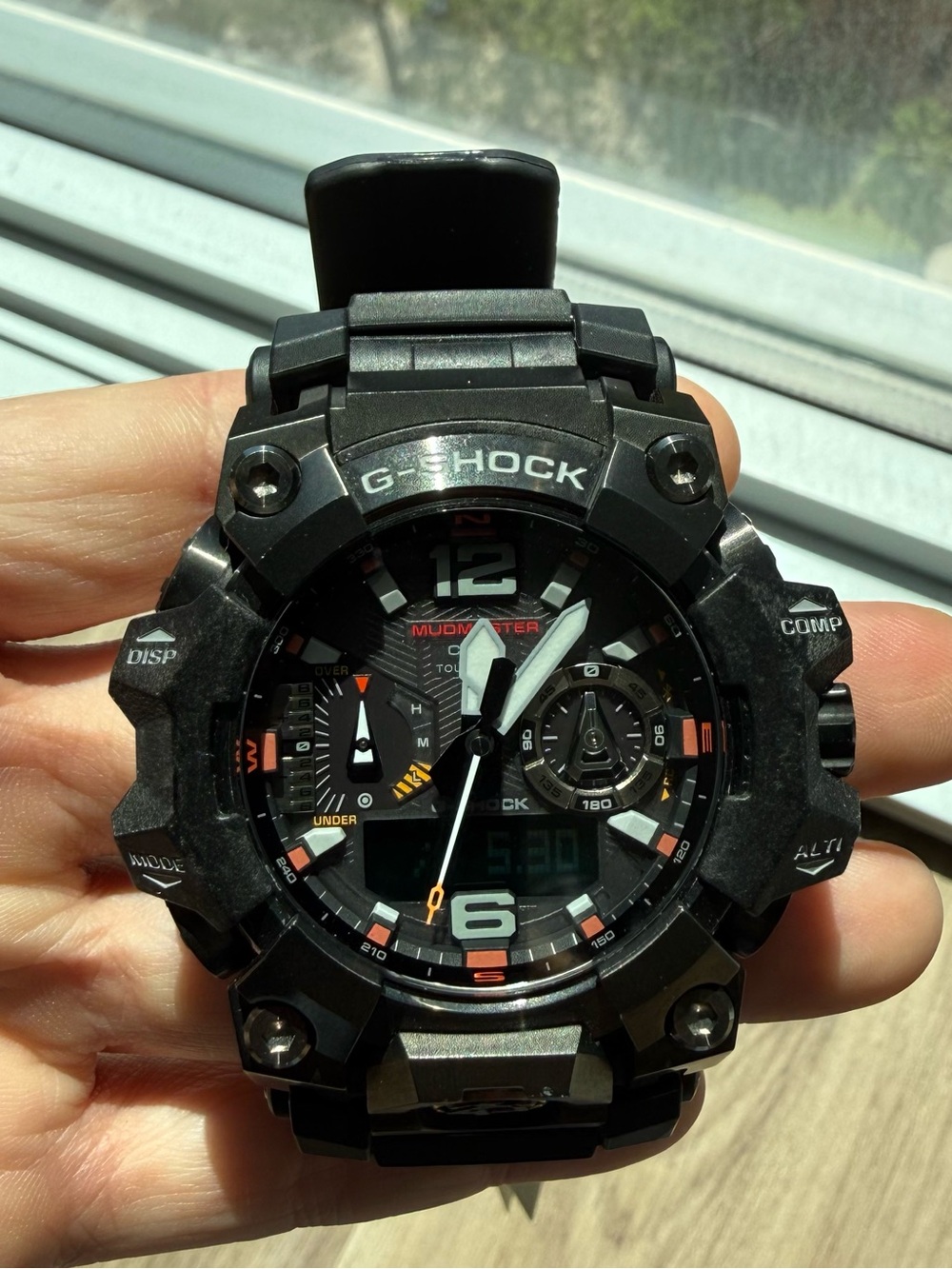 Casio G-Shock GWG-B1000 Rescue Edition